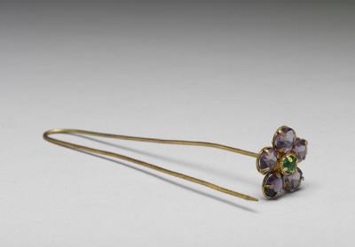 图片[2]-Gilt bronze hairpin decorated with faceted glass inlay.-China Archive